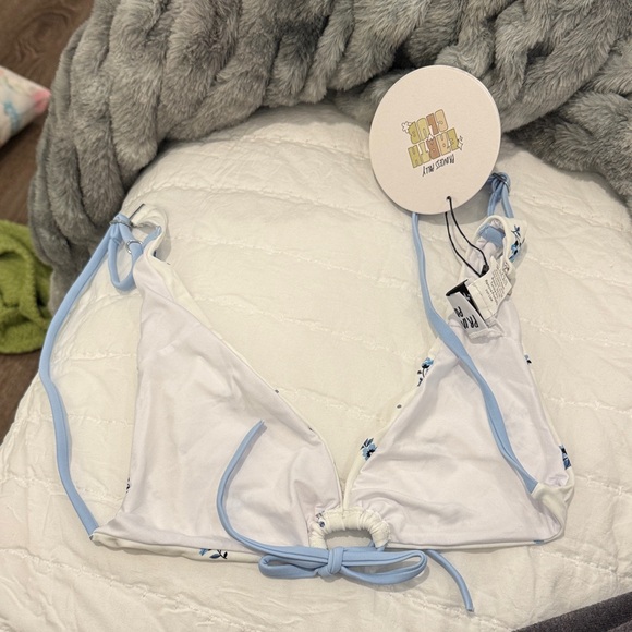 Princess Polly Blue Floral Bikini - Picture 4 of 4